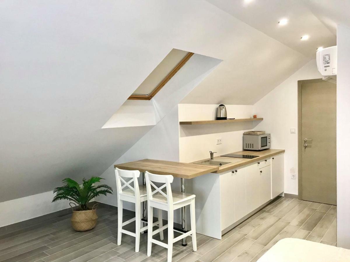 Cocoville Beach House- Makarska 아파트 외부 사진